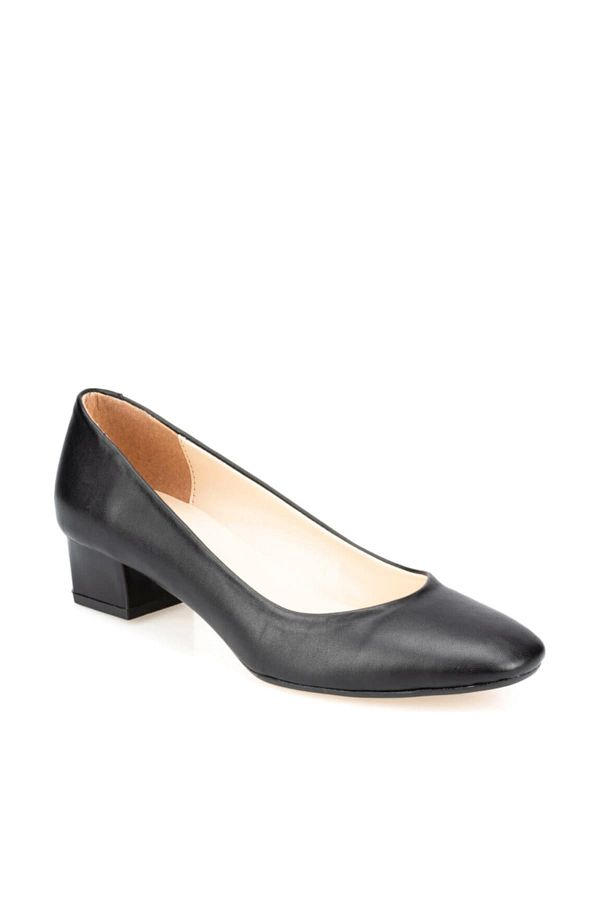 Polaris-91.312079Z Black Women's Gova Shoes100376786 1