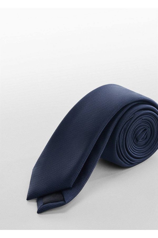 MANGO Man-The Design of Ties 1