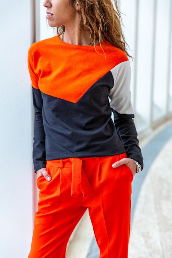 Gune k z Women s Black Orange Velvet Garnished Color Block Sweatshirt Gk bst2804 Trendyol
