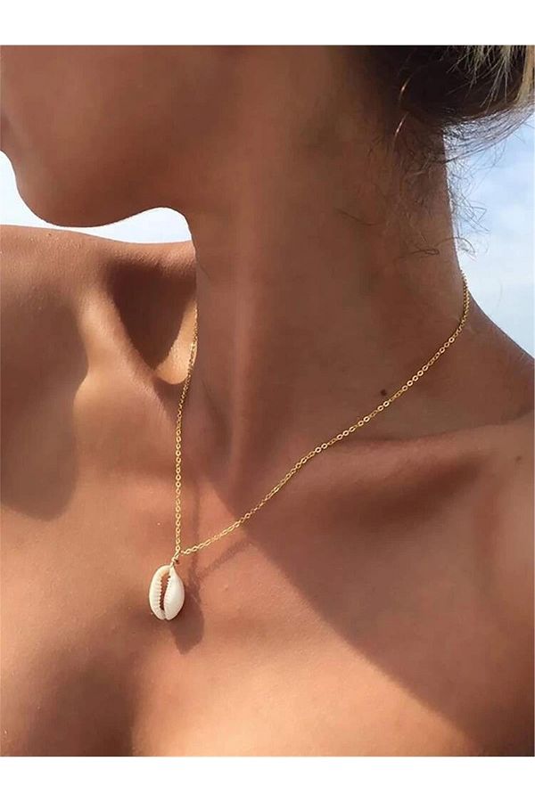 Pelin Aksesuar Thin Chain Necklace with Sea Shell Trendyol
