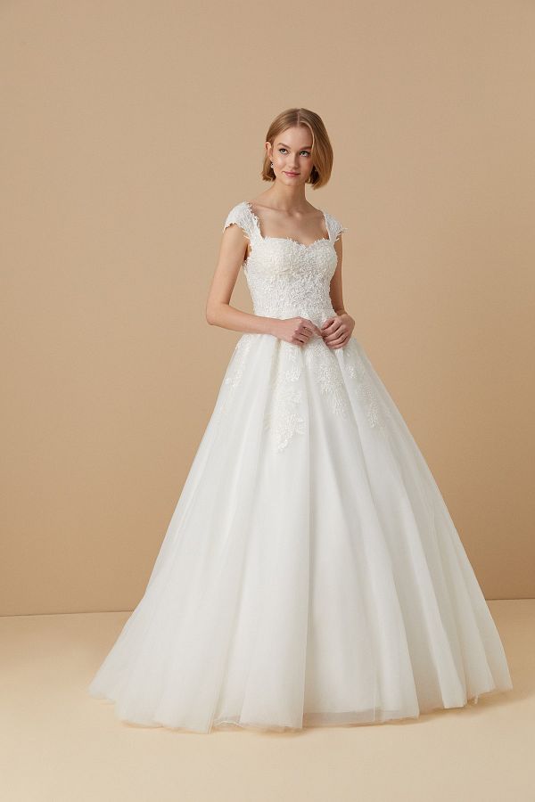 Oleg Cassini Lace Embroidered Short Sleeve Square Collar A line Wedding Dress Trendyol