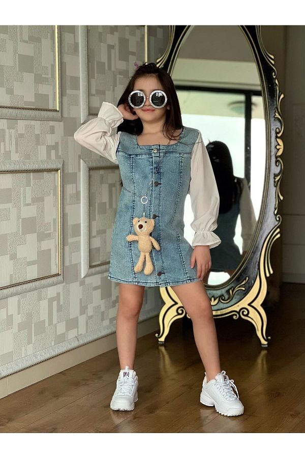 Denim chain dress shop