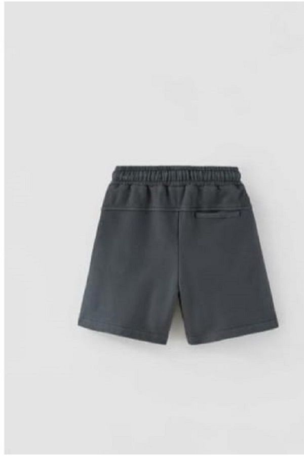 Colored bermuda shorts shop