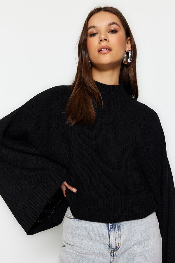 Trendyol Collection-Fekete széles szabású denevérujjú kötöttáru pulóver TWOAW23KZ01838 1