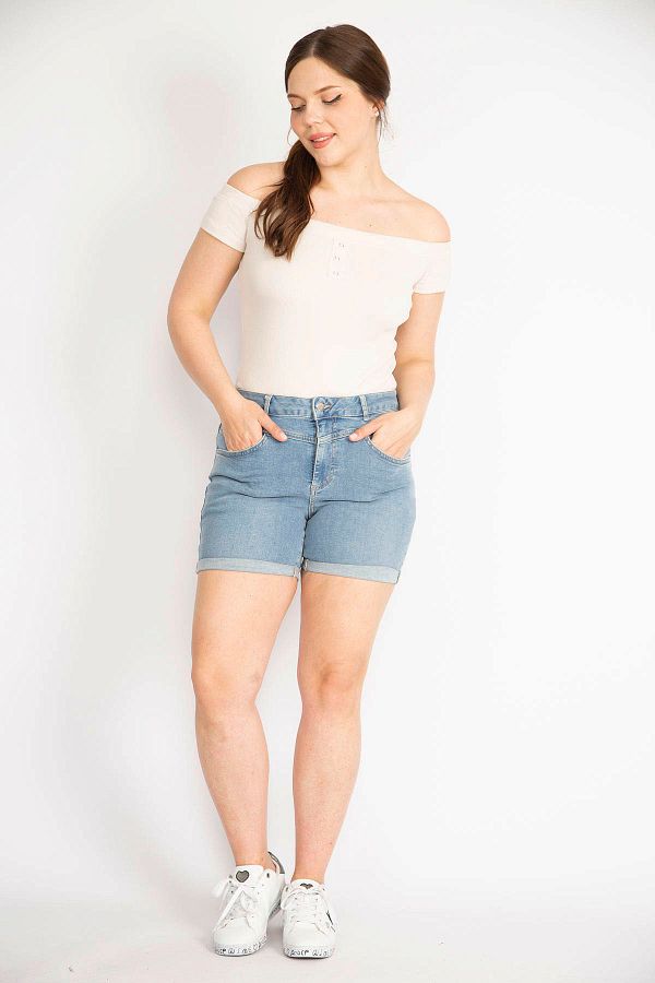 Short en jean large 2025