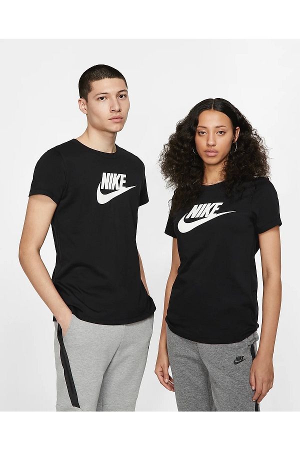 Nike sportswear t shirt outlet basic
