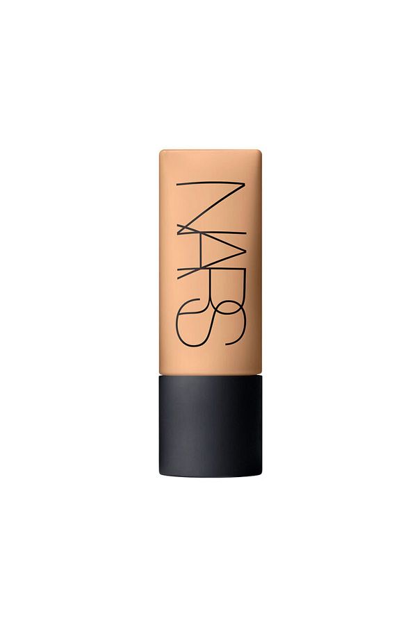 Nars-Soft Matte Smoothing Mattifying Foundation That Keeps Completely Skin Moist 1