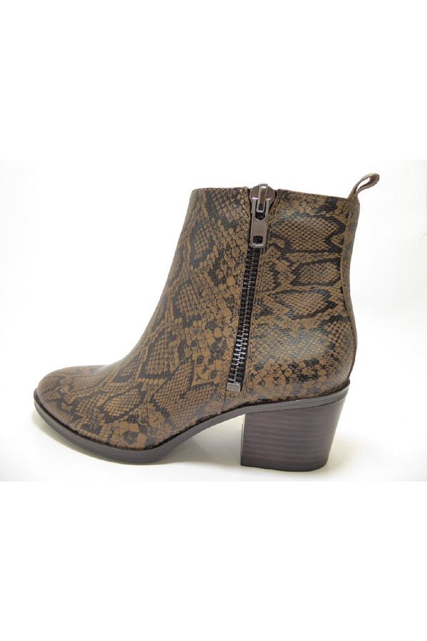 Caprice ankle boots top