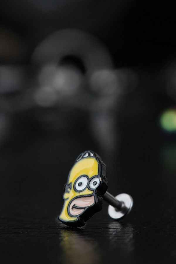 depozoom-316l Surgical Steel Tragus Cartilage Helix Labret Anime Homer Simpson Piercing 1