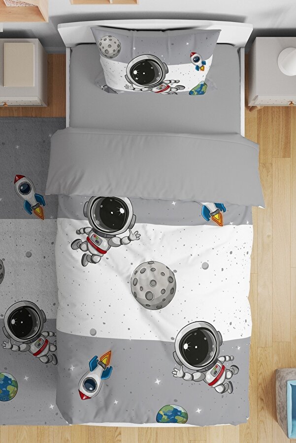 Evpanya Gri Ye Gri Uzay ve Minik Astonot Desenli Tek Kişilik Bebek Çocuk Nevresim Seti