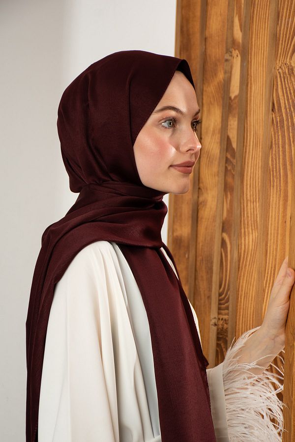 Arden Scarf-شال مريح مجعد باللون الأحمر الداكن 1