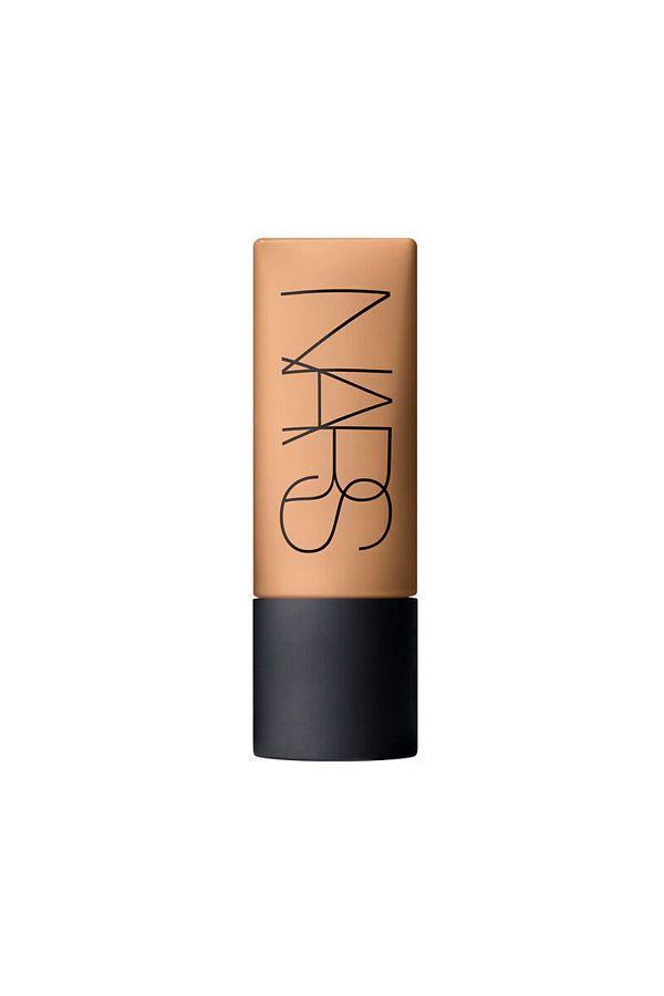 Nars-Soft Matte Smoothing Mattifying Foundation That Keeps Completely Skin Moist 1