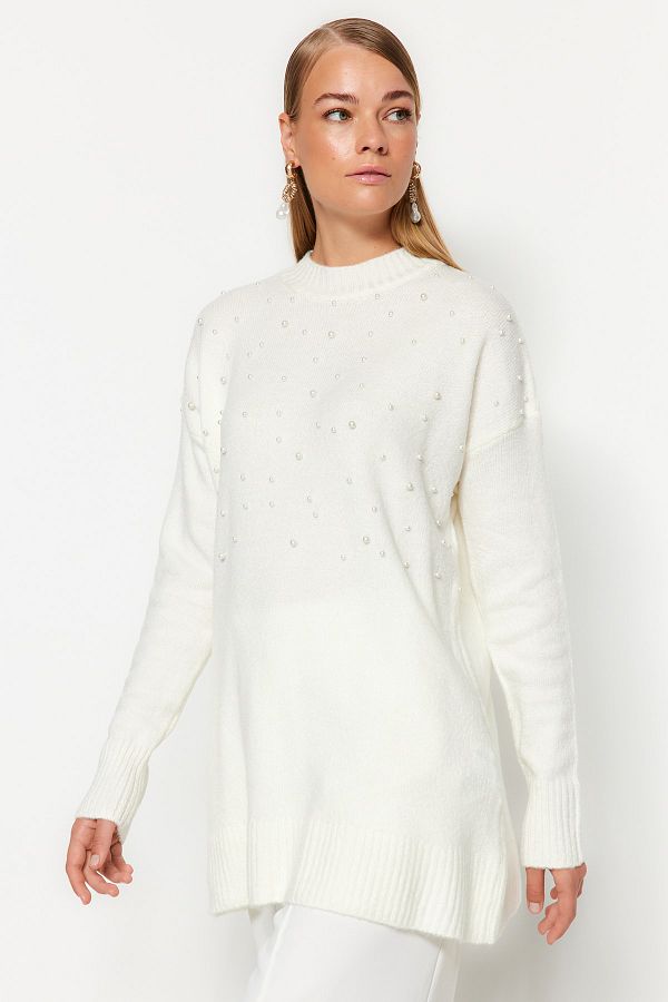 Trendyol Modest-Strickpullover mit Perlendetails in Ecru TCTAW24AK00131 1