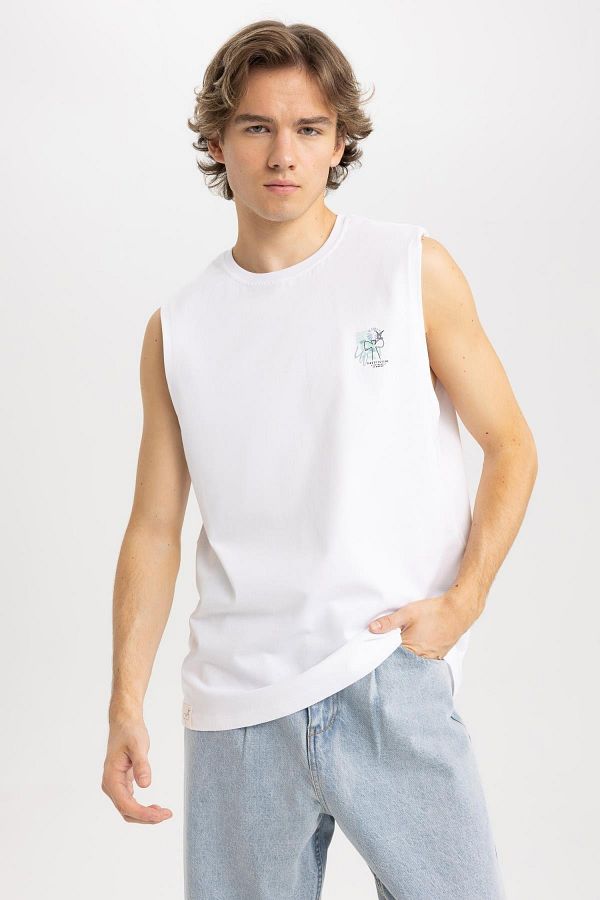 DeFacto-Regular Fit Basic Crew Neck Premium Undershirt 1