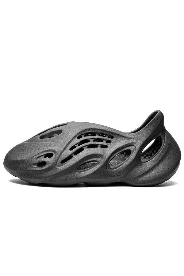 Yeezy foam slippers discount