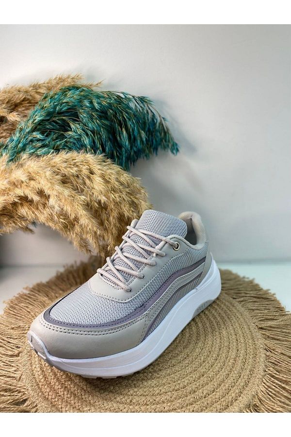 Thick sole sports shoes best sale
