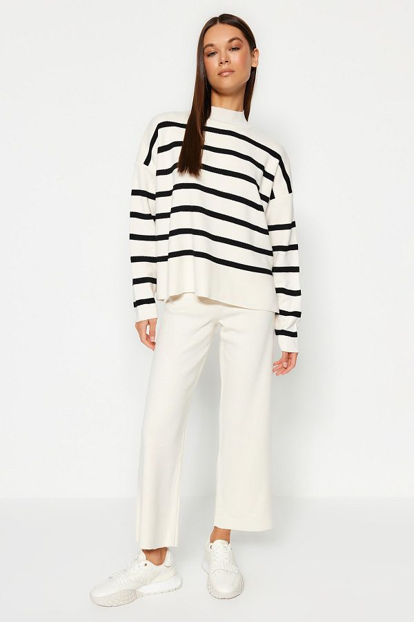 Trendyol Collection-Ecru Striped Knitwear Pants Bottom-Top Set Twoaw24Au00045 1