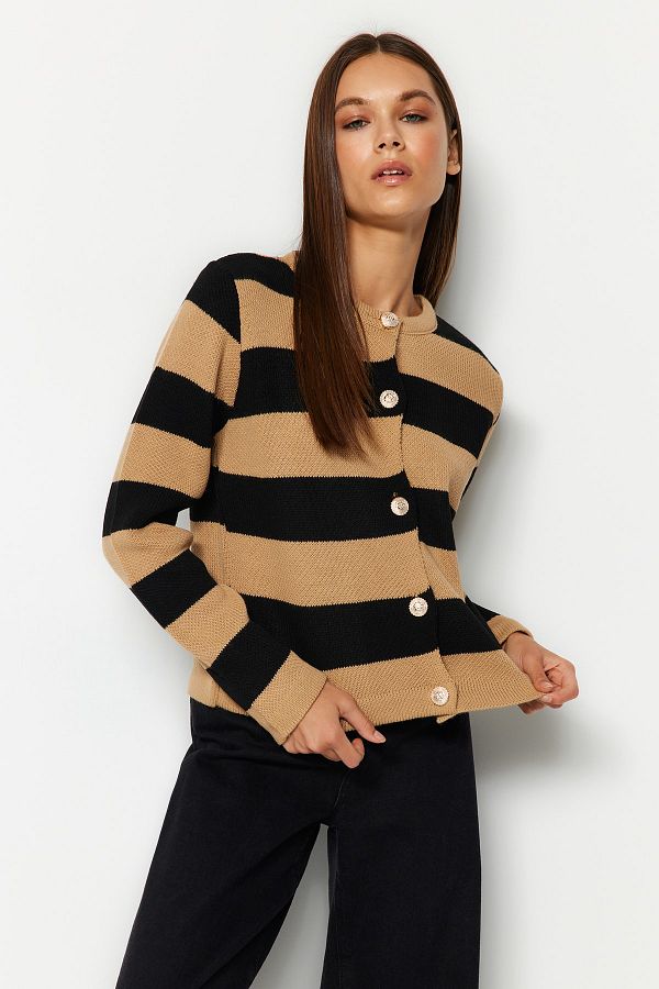Trendyol Collection-Camel Gestreifte Basic-Jacken-Strickjacke TWOAW24HI00091 1