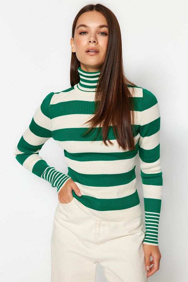 Trendyol Collection-Rollkragenpullover aus Strick mit Steinstreifen - TWOAW24KZ00637 1