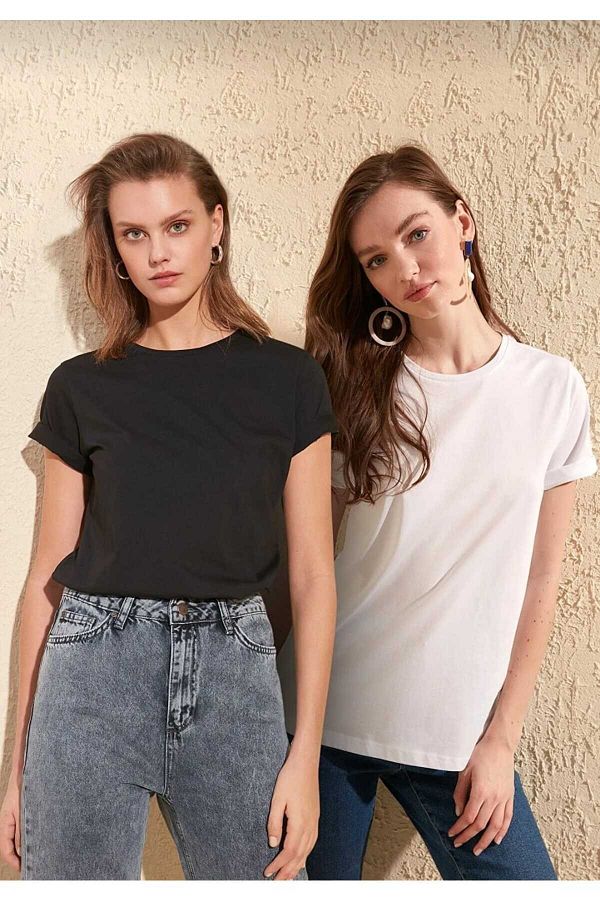 Tight crew neck t shirt shop