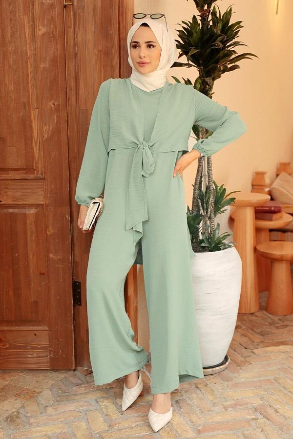 Jumpsuit hijab style top