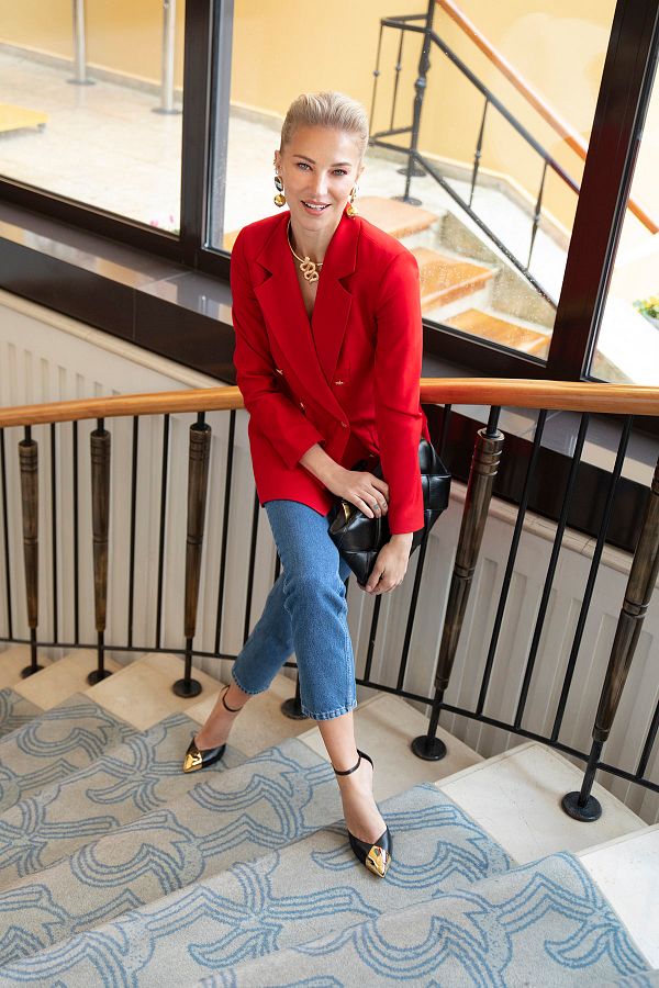 Trendyol Collection-Red Oversized Woven Lined Double Breasted Button Detailed Jacket TWOSS20CE0024 1