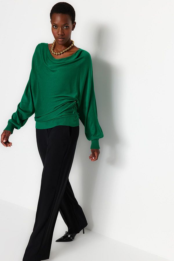 Emerald green knitwear shop