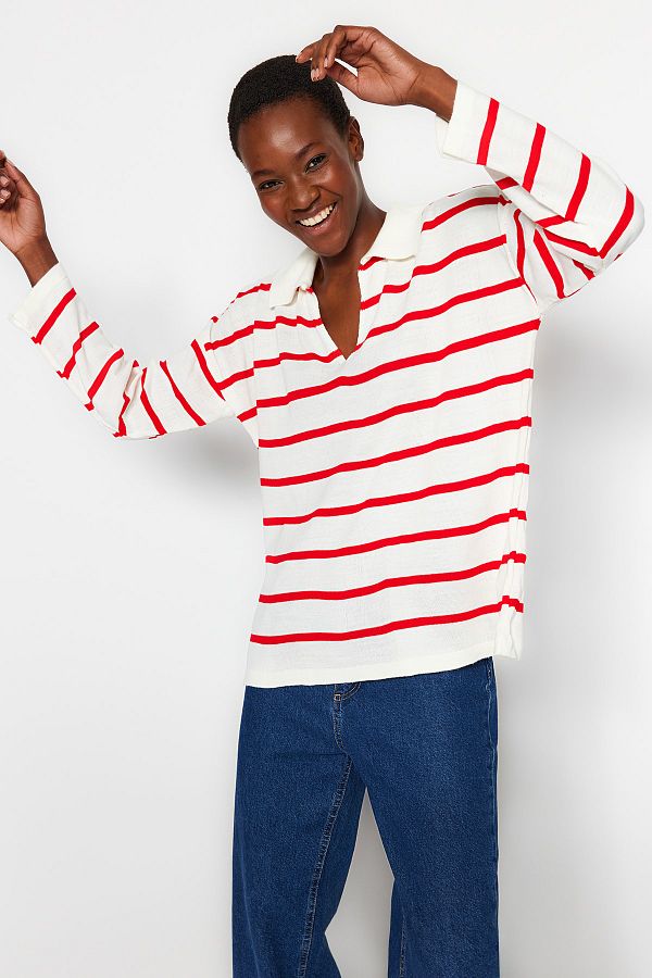Trendyol Collection-Roter gestreifter Strickpullover mit super weiter Passform TWOAW23KZ01845 1