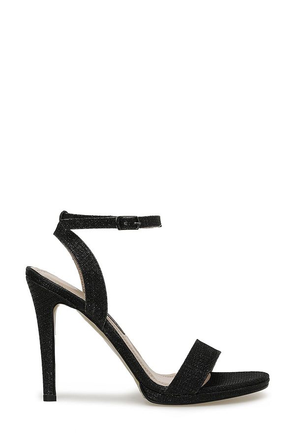 Nine West-LULLE 3FX - Czarne damskie sandały na obcasie 1