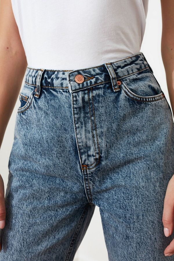 Mika high mom jeans store