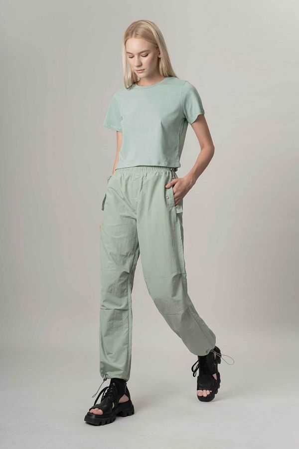 its basic Women s Mint Green Color Parachute Fabric Jogger Fit Trousers Trendyol
