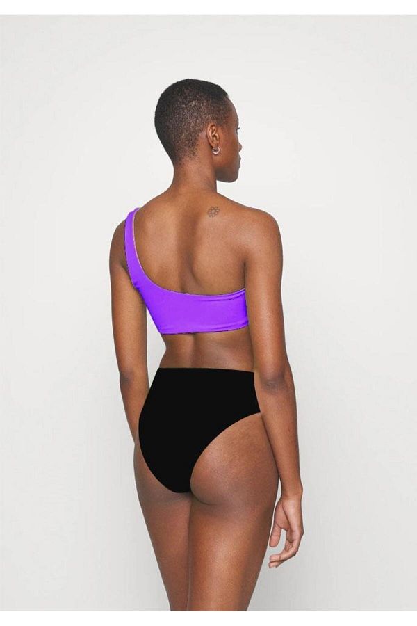 Crop top bikini with high waisted bottoms discount