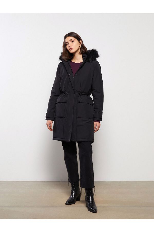 LC Waikiki-Gerader Damenparka mit langen Ärmeln und Kapuze 1