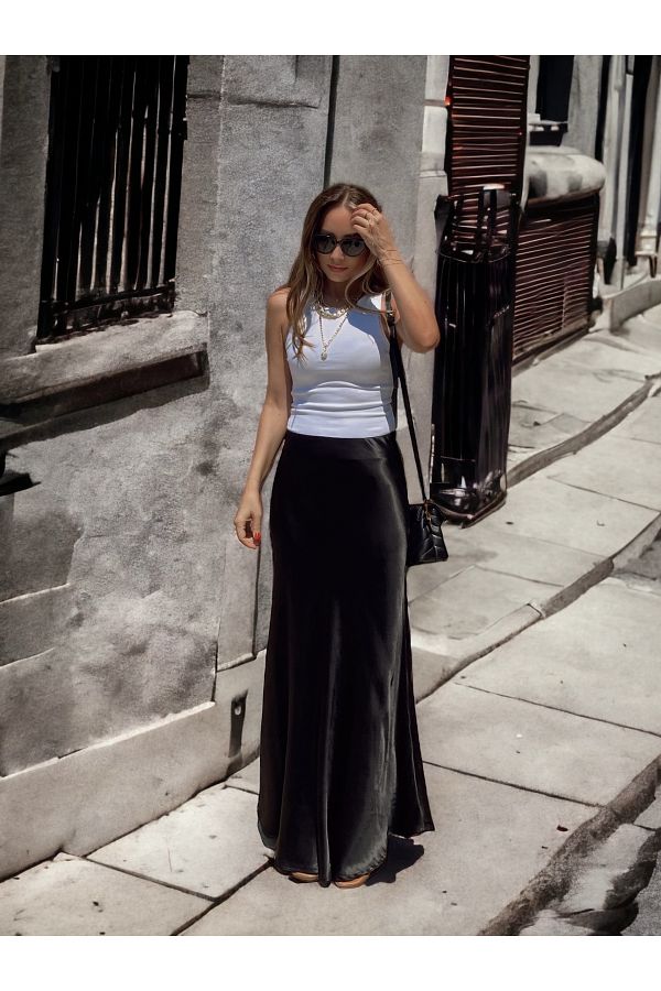 Glamorous For All Maxi Length Black Satin Skirt Trendyol