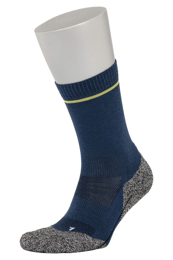 Soccus Poccus-The Key to Comfortable Steps!Unisex Sports Socks - High End Your Performance 1