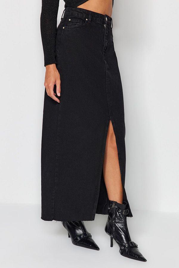 Trendyol Collection-Czarna bardziej trwała spódnica maxi z rozcięciem z dżinsu Twoss23Et00290 1