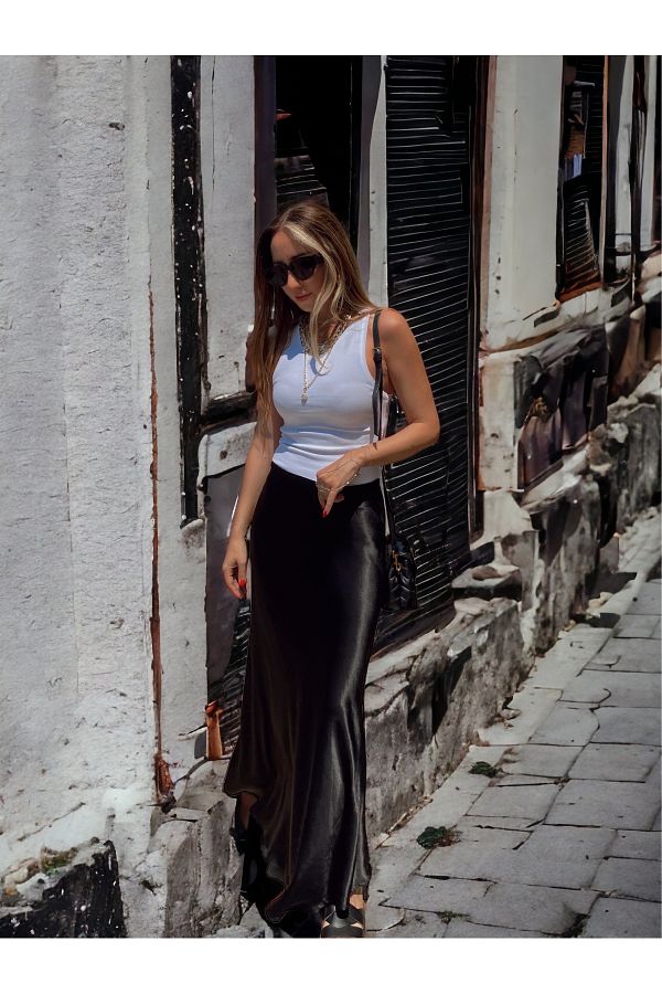 Glamorous For All Maxi Length Black Satin Skirt Trendyol