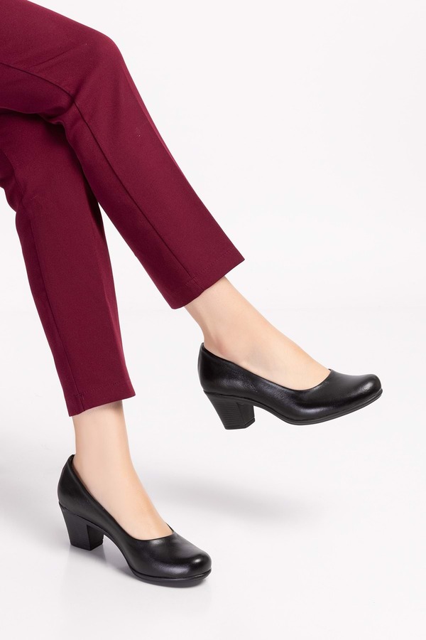 Gondol-Genuine Leather Classic Medium Heeled Shoes Vdt.200 1