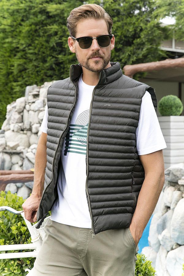 Khaki puffer vest store