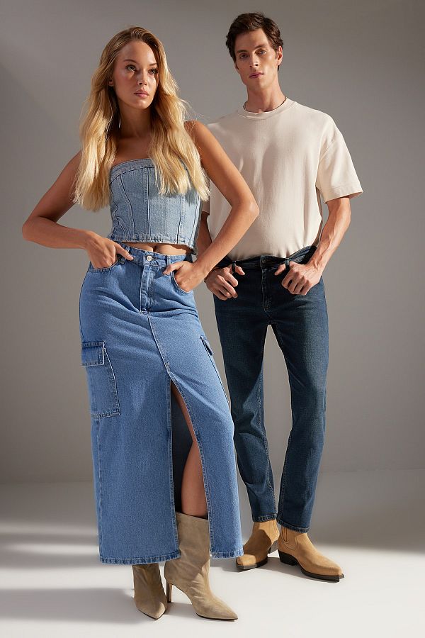 Trendyol Collection-Blauer Maxi-Jeansrock mit Cargo-Tasche TWOAW24ET00133 1