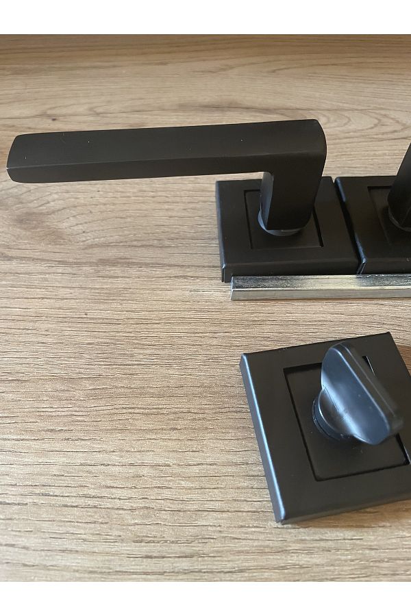 bersayapı-Lama Sheet Square Badge Wc Door Handle Black 1 Set 1