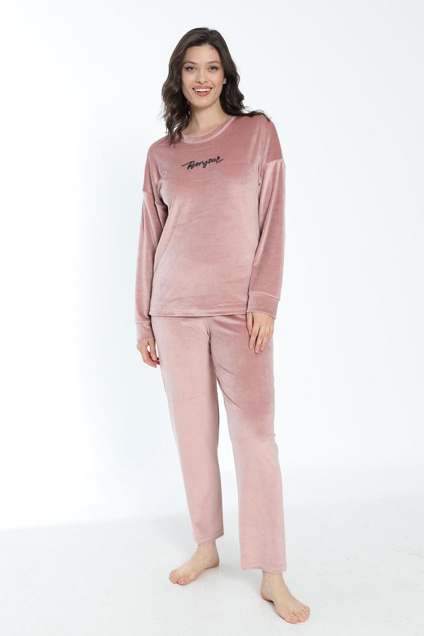 Estiva-Women's Winter Bonjour Written Soft Velvet Pajama Set 1