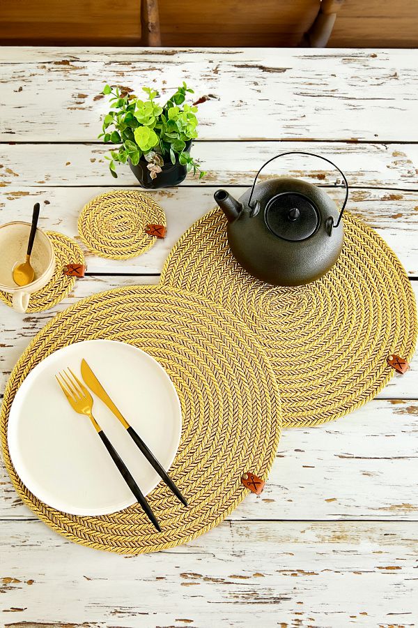 Homever 2 Pieces Premium Gold American Service and 12cm Coaster Set Washable Coaster Set Gold Coaster Trendyol