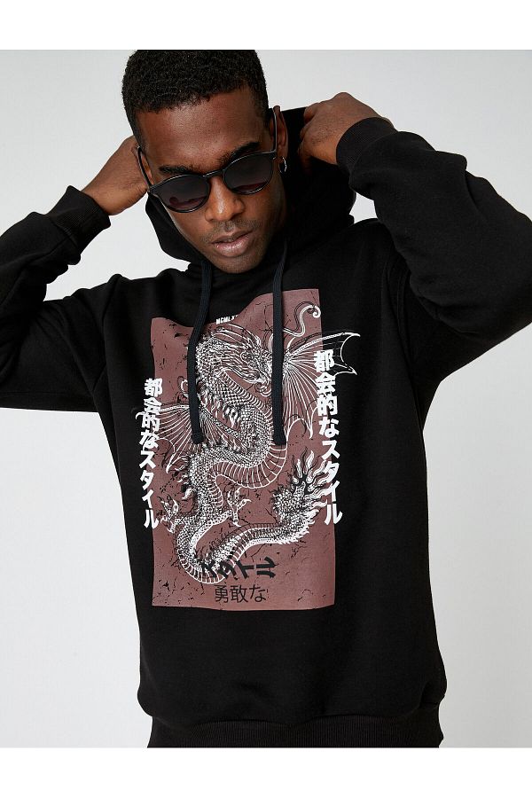 Anime oversize sweatshirt on sale