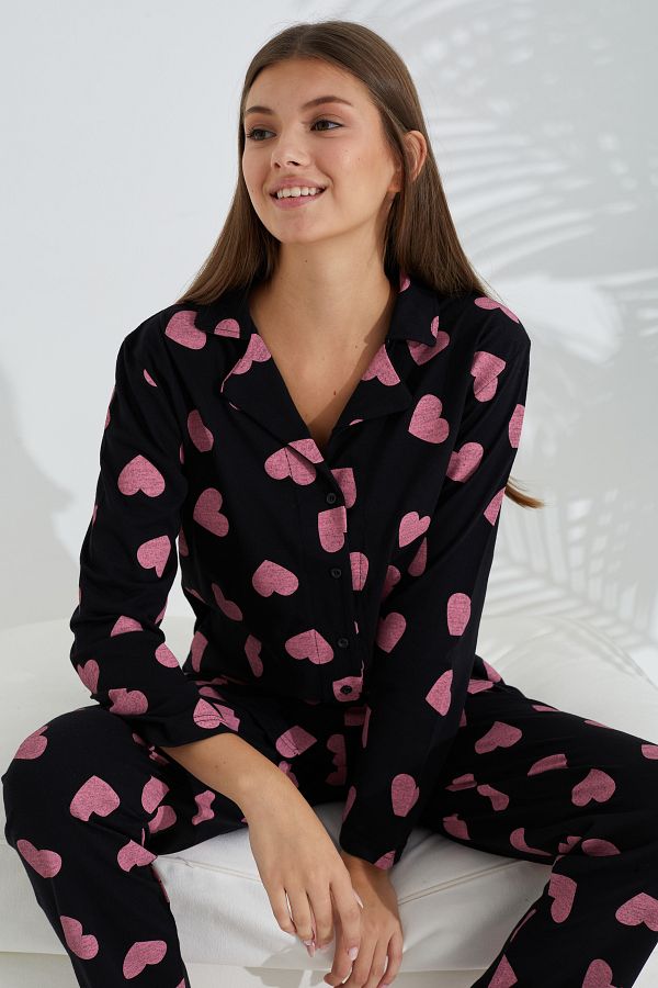 Siyah İnci-black and pink heart patterned cotton button-down pajama set 1