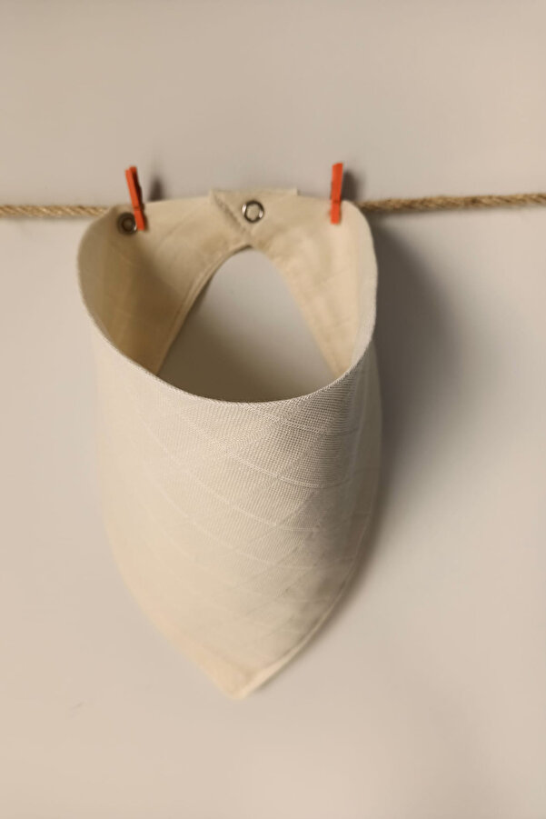 3Baby %100 Organik Pamuk Çift Katlı Iki Çıtçıtlı Müslin Bebek Fular & Salya Önlük (krem)