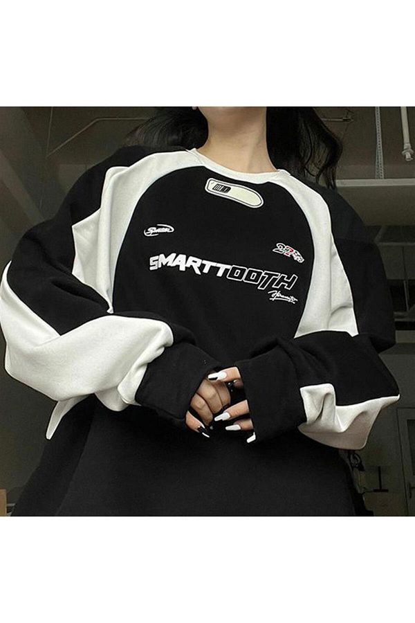Streetwear crewneck sweatshirt 2025
