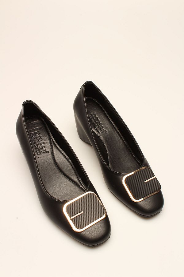 ROVIGO-BLACK SKIN BUCKLE WOMEN HEELS 1