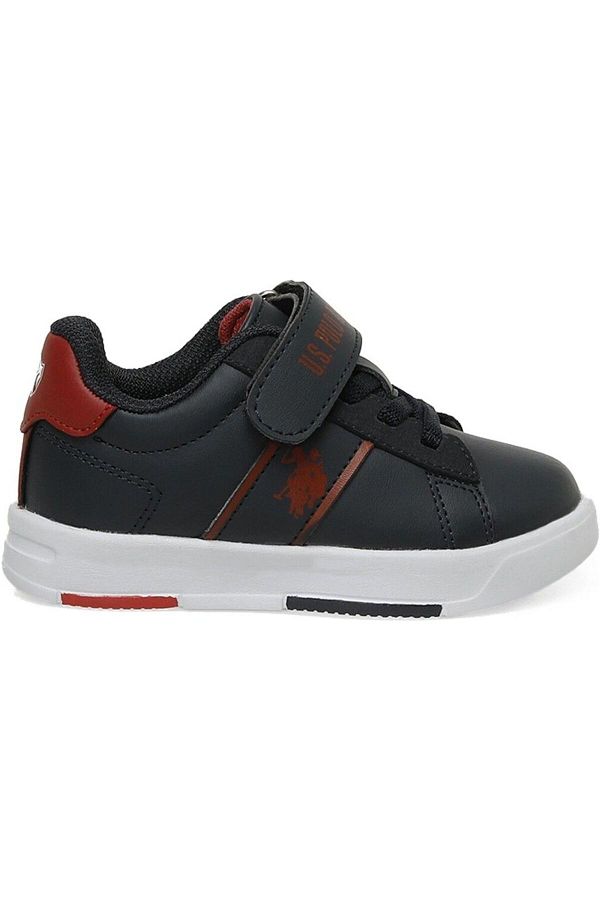 Polo tavis sneaker store