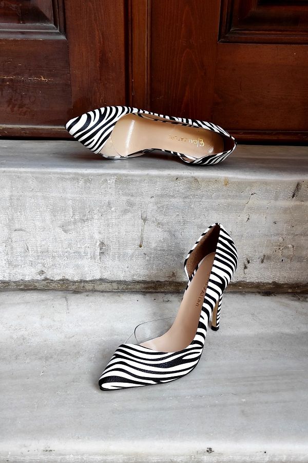 11 Cm Zebra Desenli Stiletto Topuklu Kadın Ayakkabı Şeffaf Detaylı